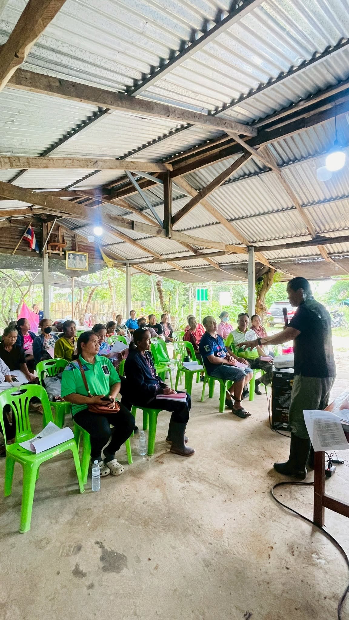 title - ศรม. วิทยากรบรรยายโครงการพัฒนาระบบการผลิตตามมาตรฐานโดยใช้ระบบการรับรองแบบกลุ่ม กลุ่มวิสาหกิจชุมชนอ้อยแปลงใหญ่มั่นคงยั่งยืน ครั้งที่ 2
